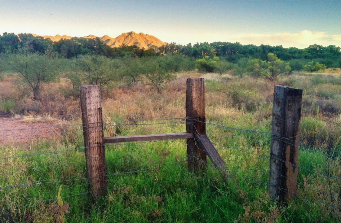 Illinois land closing documents for Legal Documents for Selling Land in Illinois